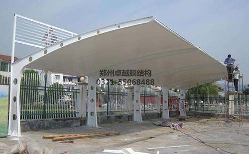 三門(mén)峽蒼龍灣社區(qū)膜結(jié)構(gòu)車棚