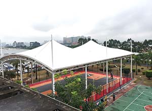 籃球場(chǎng)膜結(jié)構(gòu)頂棚/罩棚/雨棚的優(yōu)勢(shì)有哪些？(圖文)