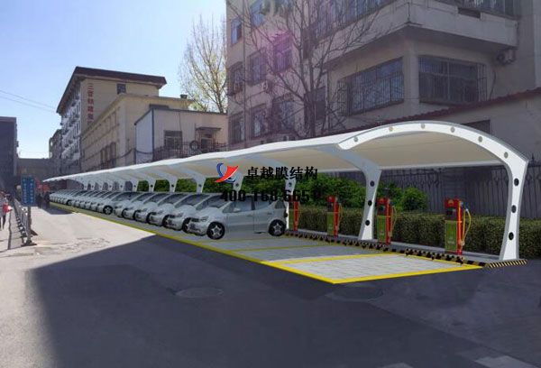 洛寧膜結(jié)構充電站樁車棚【洛寧縣西部兄弟食品有限公司等】工程設計施工案例