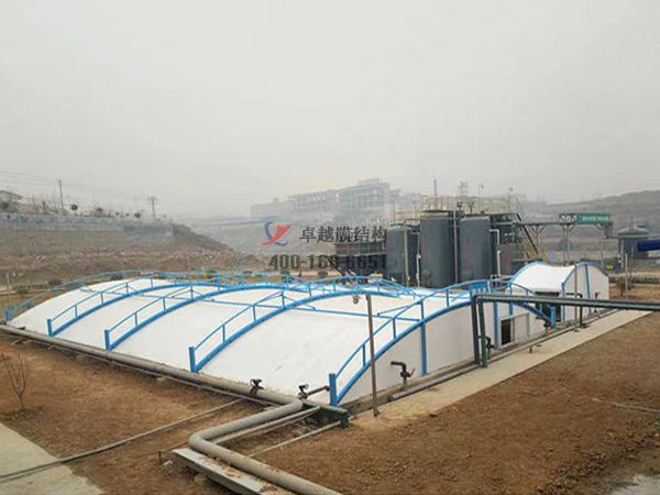 天水污水池反吊膜加蓋【廠(chǎng)家直銷(xiāo)】 　　