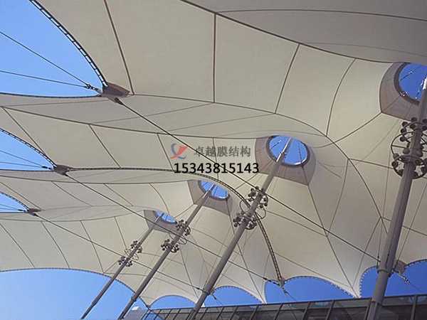 膜結(jié)構(gòu)多少錢一平方？