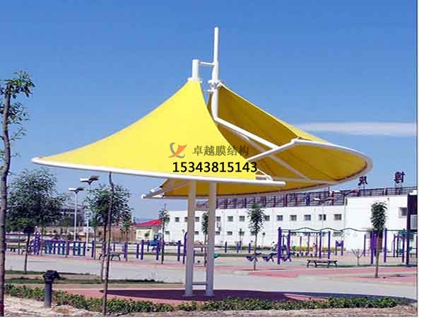 安陽商業(yè)廣場<font color='red'>張拉膜結(jié)構(gòu)</font>景觀棚/雨棚設(shè)計搭建 　　