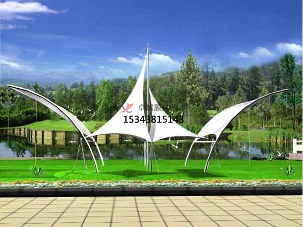 許昌商業(yè)廣場(chǎng)<font color='red'>張拉膜結(jié)構(gòu)</font>景觀棚/雨棚設(shè)計(jì)搭建