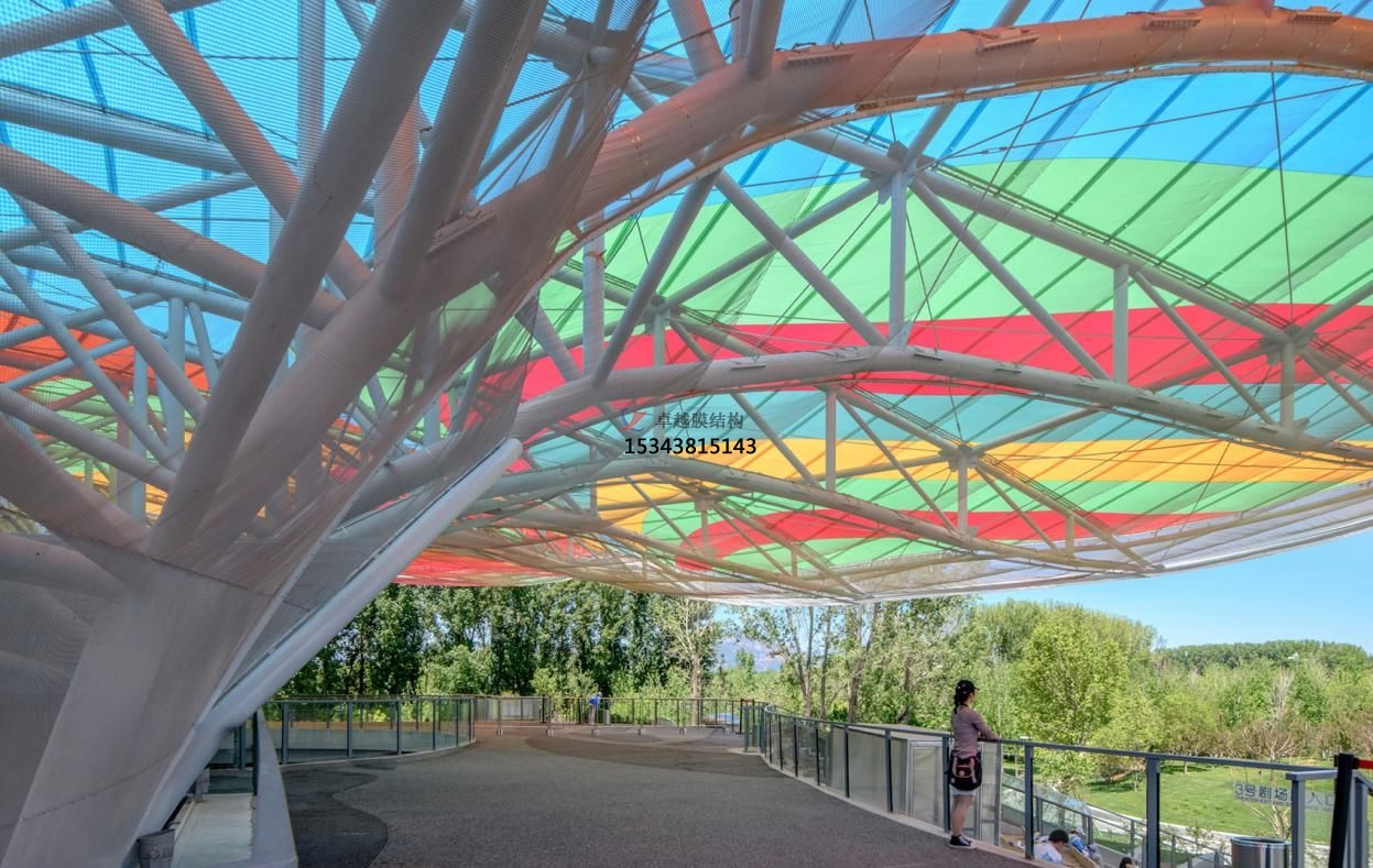 ETFE彩色膜做成的大蝴蝶到底有多炫？