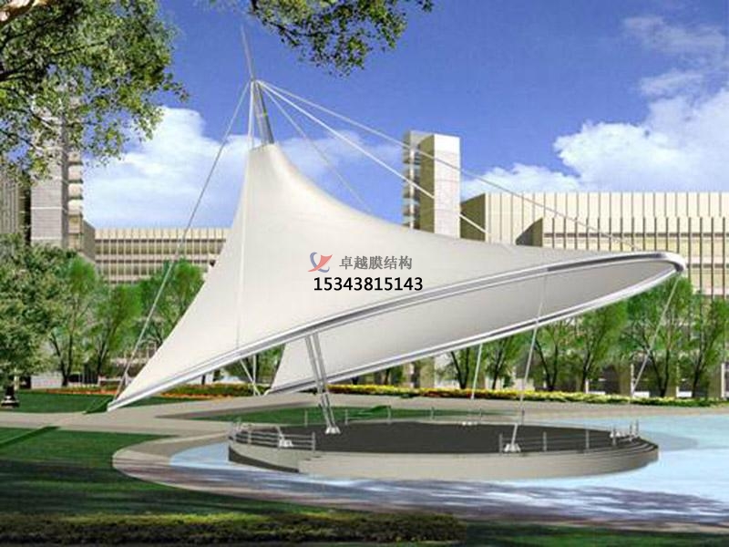 選擇PVDF膜材時需要考慮哪些因素？