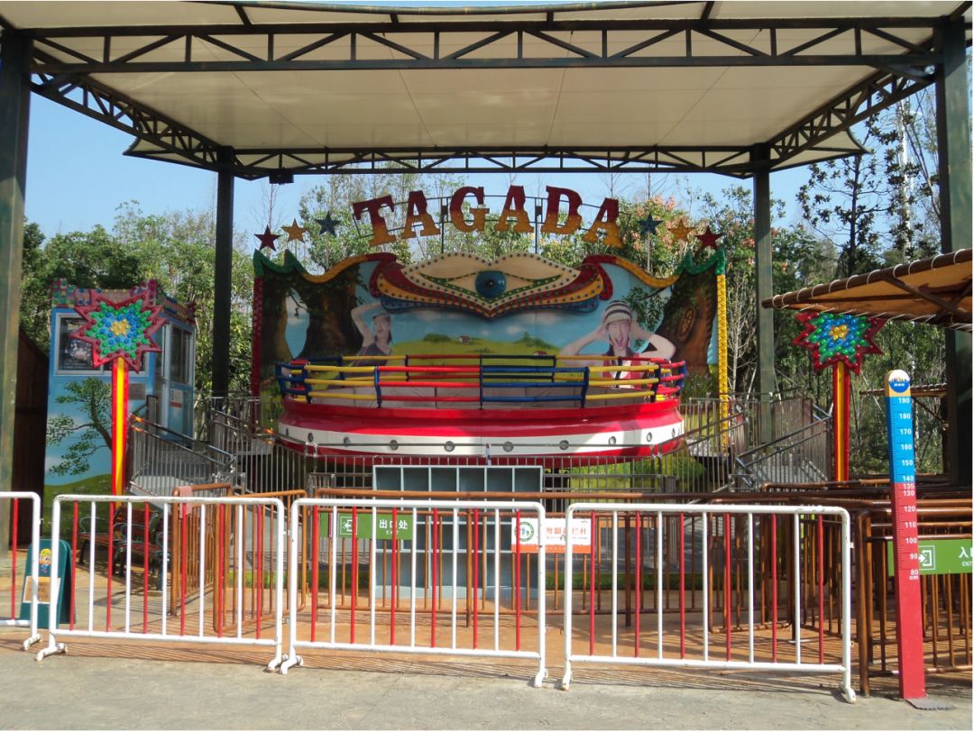 音樂(lè)、燈光和雨棚：探索迪斯科轉(zhuǎn)盤(pán)的夜晚魅力