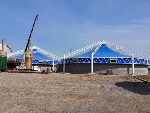 隨動式<font color='red'>污水池膜結(jié)構(gòu)</font>加蓋的一些優(yōu)勢