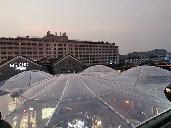 ETFE膜結(jié)構(gòu)材料的種類有哪些？如何選購(gòu)適合自己的ETFE膜結(jié)構(gòu)？